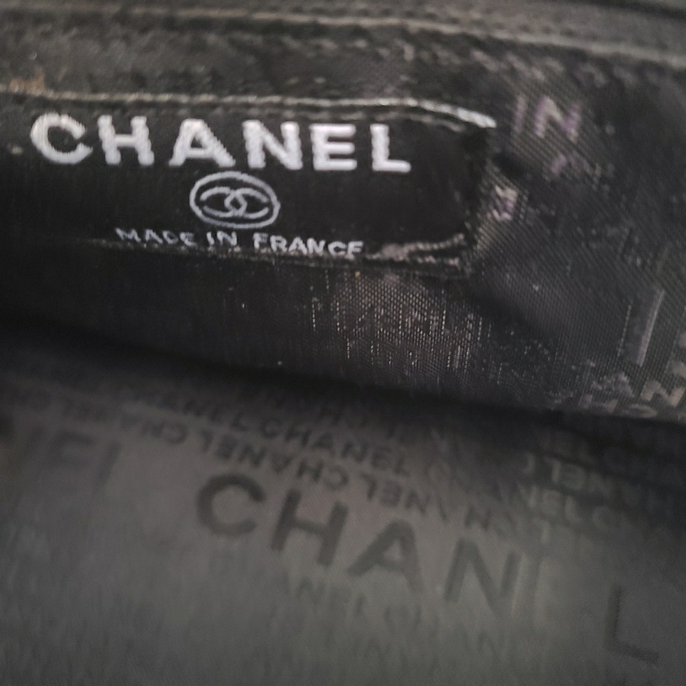 Chanel  hand purse - Picture 4 of 5